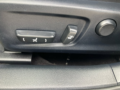 Used 2018 Lexus IS 300 image 11