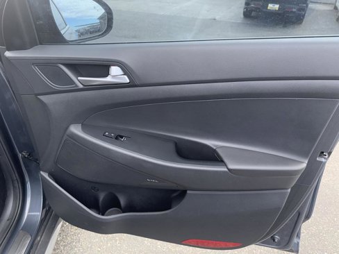 Used 2021 Hyundai Tucson Limited image 19