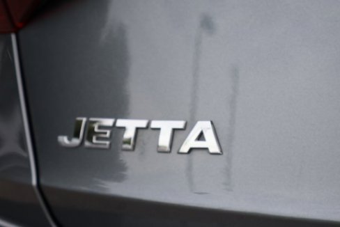 Certified 2020 Volkswagen Jetta SE w/ SE Cold Weather Package image 7
