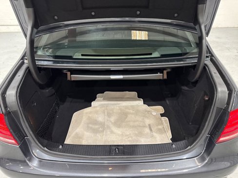 Used 2014 Mercedes-Benz E 350 Sedan image 61
