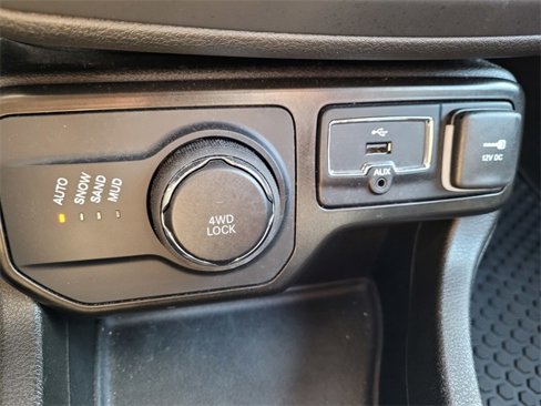 Certified 2023 Jeep Renegade Latitude image 20