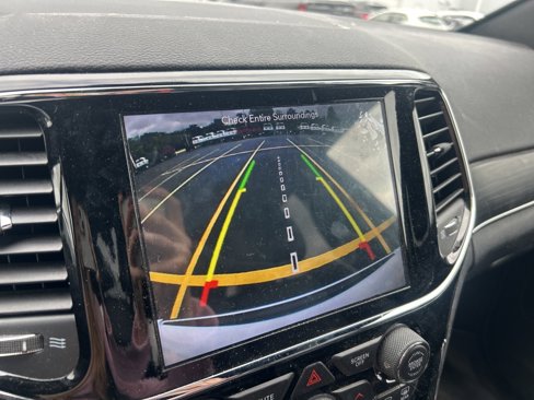Used 2019 Jeep Grand Cherokee Limited w/ Trailer Tow Group IV image 31