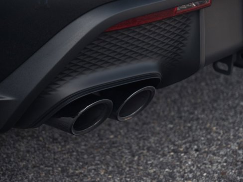 Certified 2025 Porsche Macan image 18