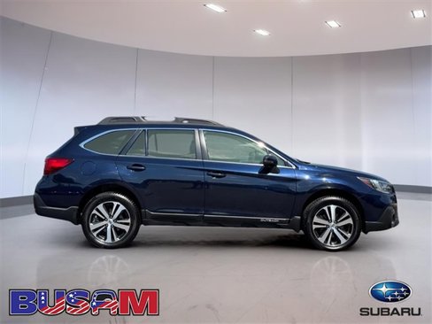 Used 2018 Subaru Outback 2.5i Limited image 3