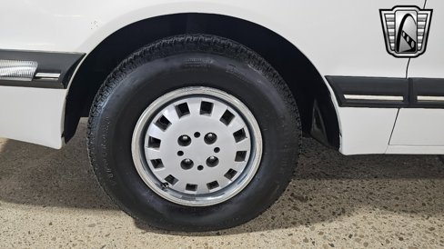 Used 1988 Ford Thunderbird image 6