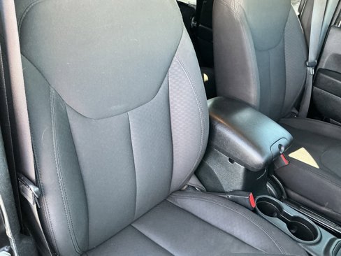 Used 2018 Jeep Wrangler Unlimited Sport S image 28