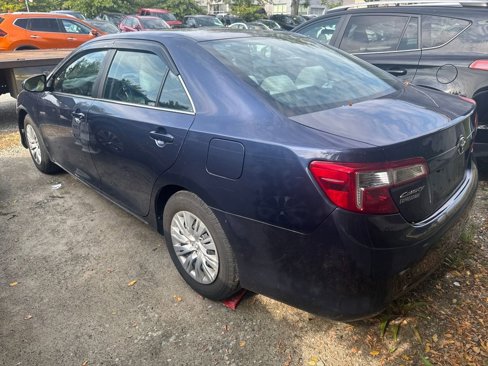 Used 2014 Toyota Camry LE image 5