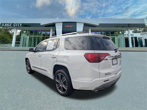 Used 2019 GMC Acadia Denali image 5