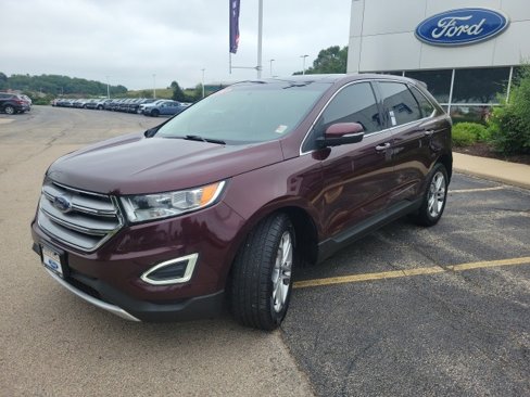 Certified 2018 Ford Edge Titanium w/ Equipment Group 301A image 4