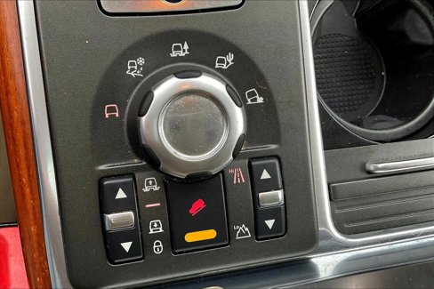 Used 2011 Land Rover Range Rover Sport HSE LUX image 32