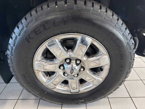 Used 2013 Ford F150 XLT w/ XLT Chrome Pkg image 9