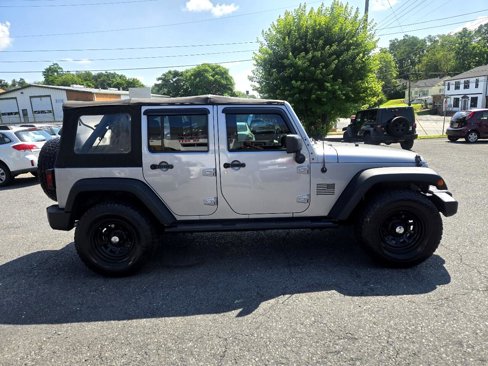 Used 2014 Jeep Wrangler Unlimited Sport w/ Quick Order Package 24S image 22