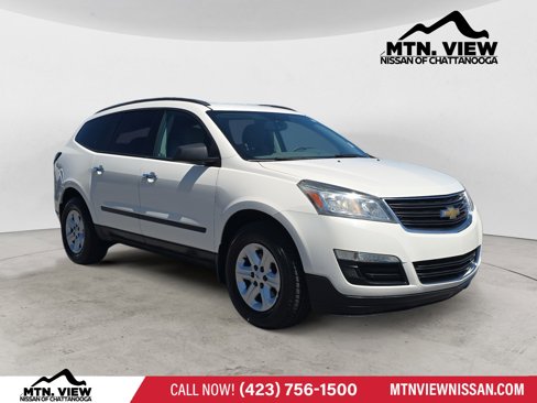 Used 2014 Chevrolet Traverse LS image 2