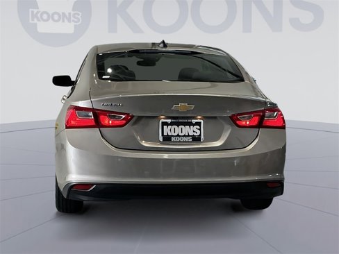 Used 2023 Chevrolet Malibu LS image 15