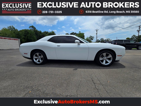 Used 2016 Dodge Challenger SXT w/ Sound Group image 5