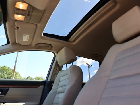 Used 2019 Honda CR-V EX image 4