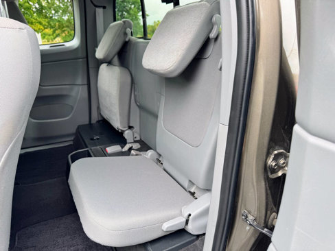 Used 2013 Toyota Tacoma 4x4 Access Cab V6 image 30