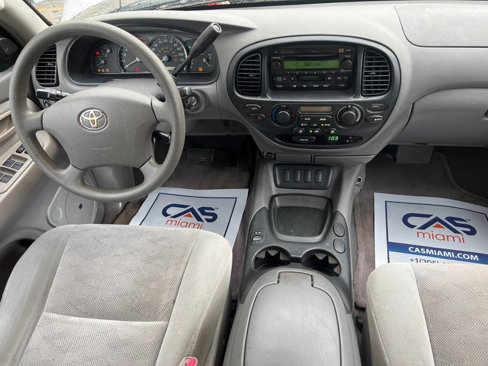 Used 2005 Toyota Sequoia SR5 image 10