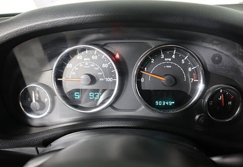 Used 2016 Jeep Wrangler Sport image 34