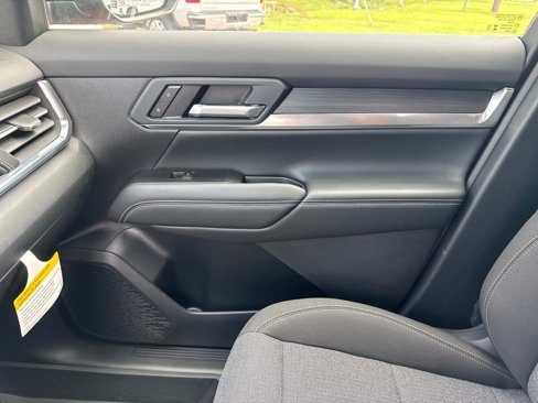 New 2026 GMC Terrain Elevation w/ LPO, Floor Liner Package image 25
