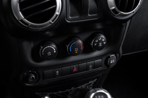 Used 2013 Jeep Wrangler Sahara w/ Dual Top Group image 24