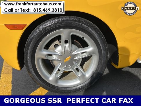 Used 2003 Chevrolet SSR w/ Preferred Equipment Group image 27