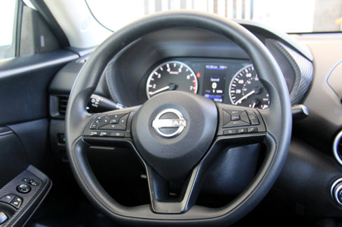 Used 2024 Nissan Sentra S image 11