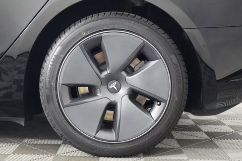 Used 2022 Tesla Model 3 Long Range image 16