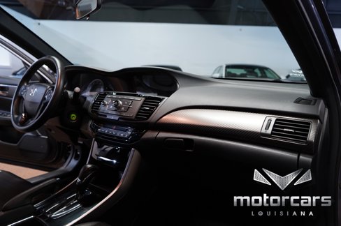 Used 2017 Honda Accord Sport image 25
