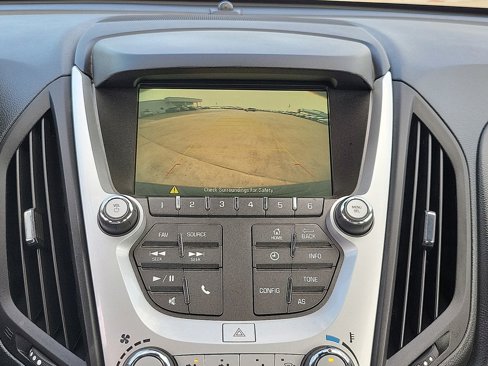 Used 2016 Chevrolet Equinox LS image 15