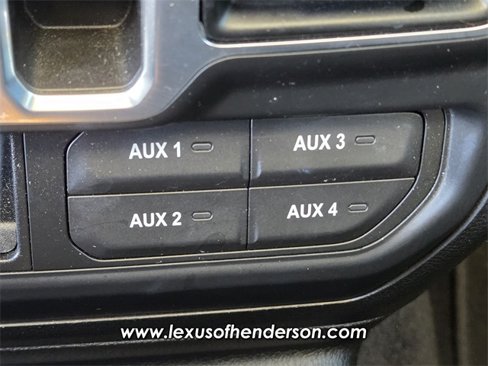 Used 2018 Jeep Wrangler Unlimited Sahara image 27