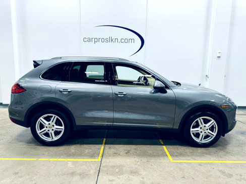 Used 2013 Porsche Cayenne image 8