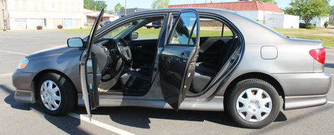 Used 2004 Toyota Corolla CE image 4
