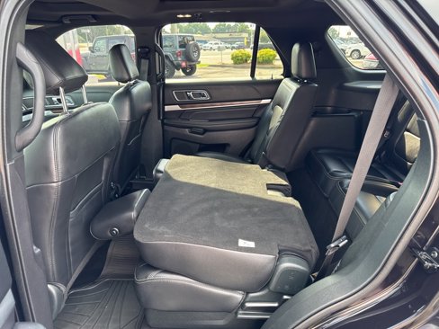 Used 2019 Ford Explorer Limited w/ Class III Trailer Tow Package image 23