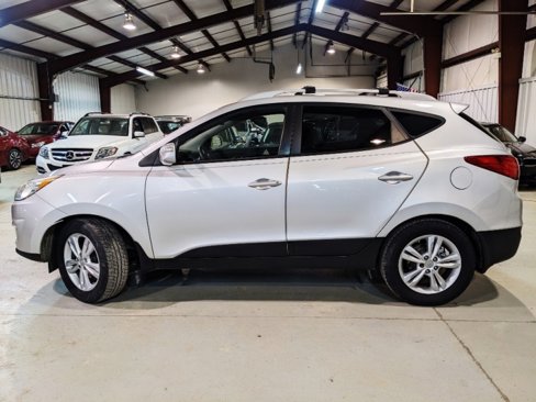 Used 2013 Hyundai Tucson Limited image 3