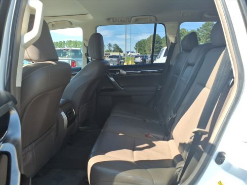 Used 2017 Lexus GX 460 Premium image 19
