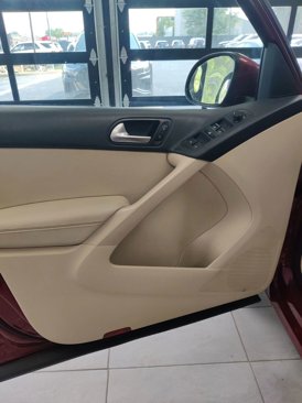 Used 2016 Volkswagen Tiguan S image 20