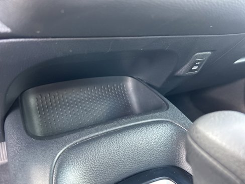 Used 2024 Toyota Corolla LE image 24