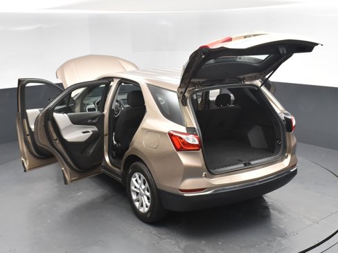 Used 2018 Chevrolet Equinox LS image 15