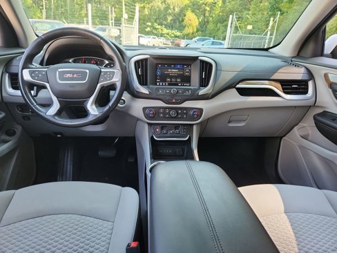 Certified 2020 GMC Terrain SLE w/ Driver Convenience Package image 11