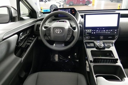 Used 2025 Toyota bZ4X AWD image 26