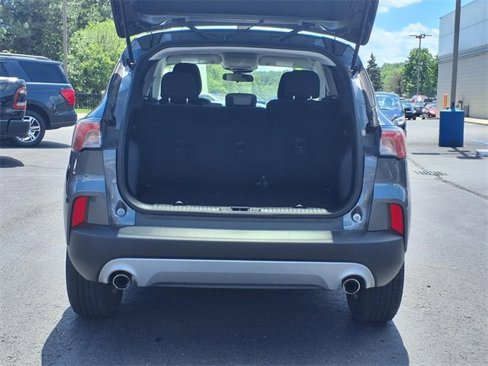 Certified 2022 Ford Escape SE w/ Cold Weather Package image 7