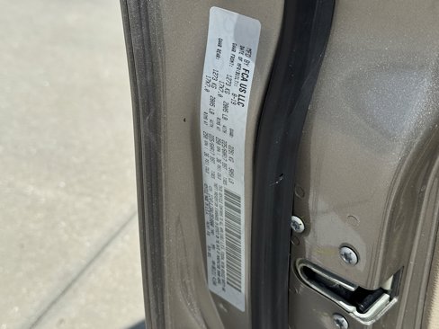 Used 2020 Jeep Cherokee Latitude image 34