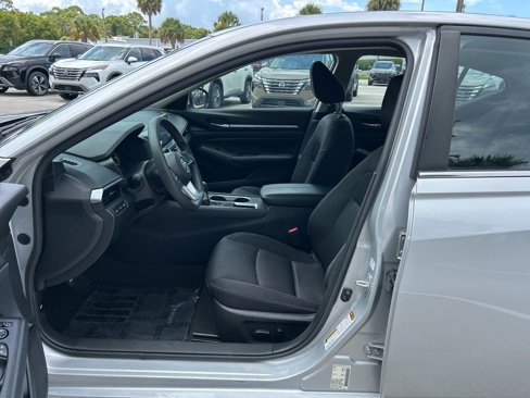 Certified 2022 Nissan Altima 2.5 SV image 9