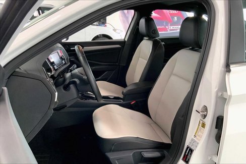 Used 2021 Volkswagen Jetta R-Line image 9