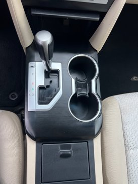 Used 2012 Toyota Camry LE image 33