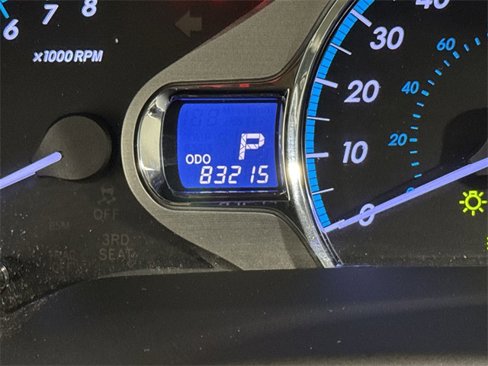 Used 2014 Toyota Sienna Limited image 19
