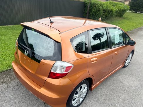 Used 2011 Honda Fit Sport image 7