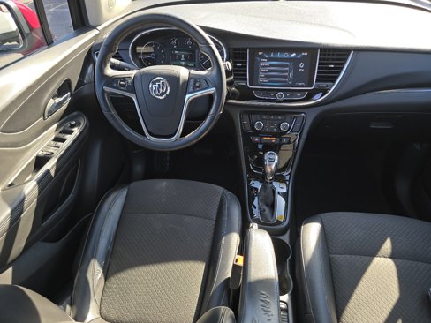 Used 2018 Buick Encore Preferred image 24
