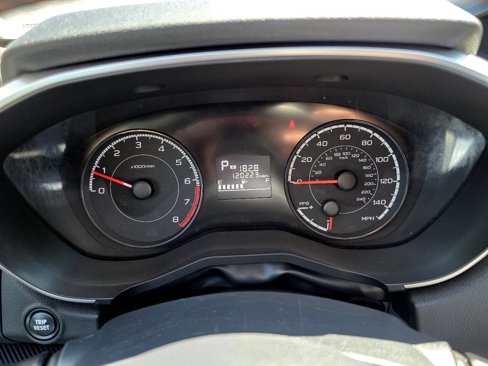 Used 2018 Subaru Crosstrek 2.0i Premium image 21